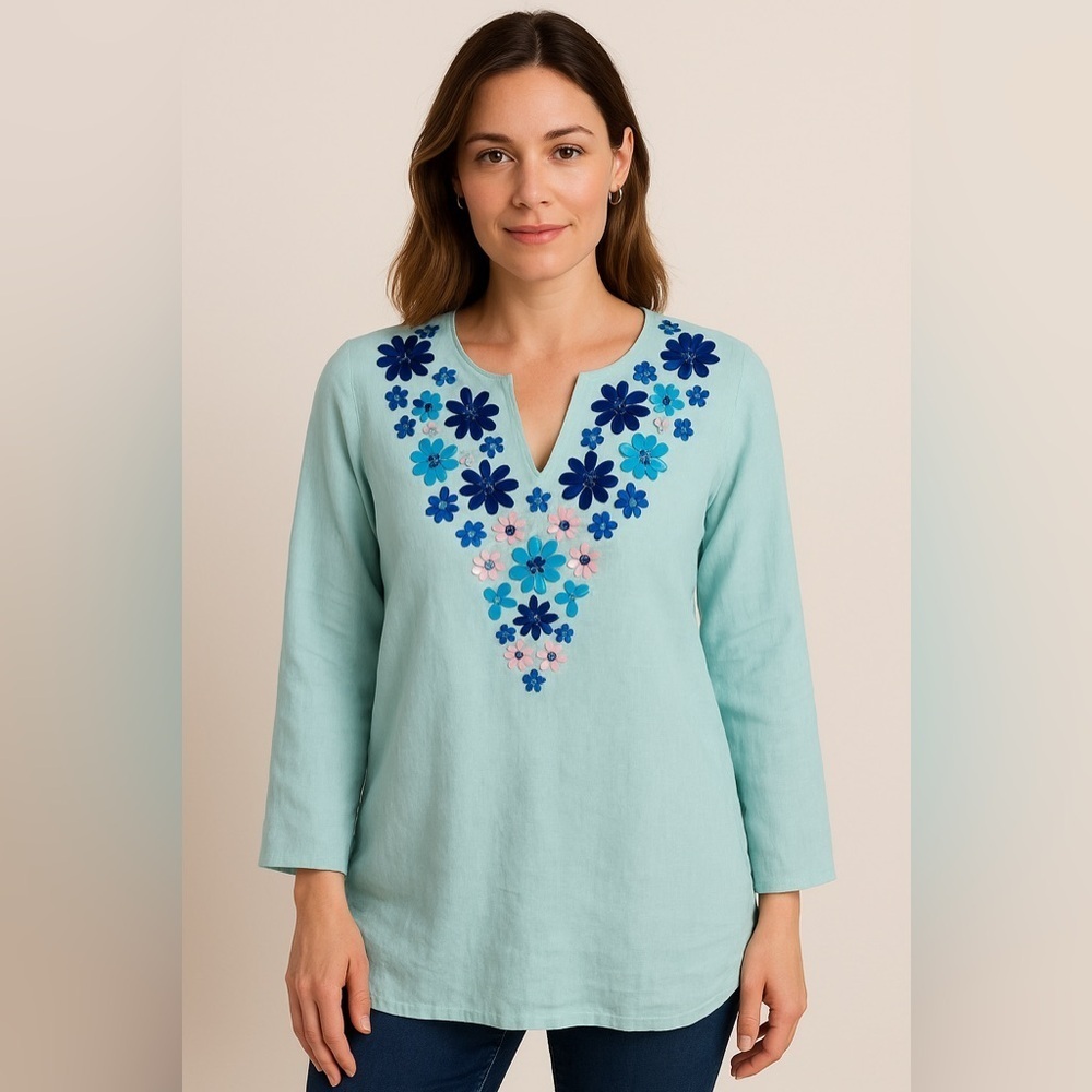 NWT Lilly Pulitzer Amelia island whisper blue linen tunic size small embellished